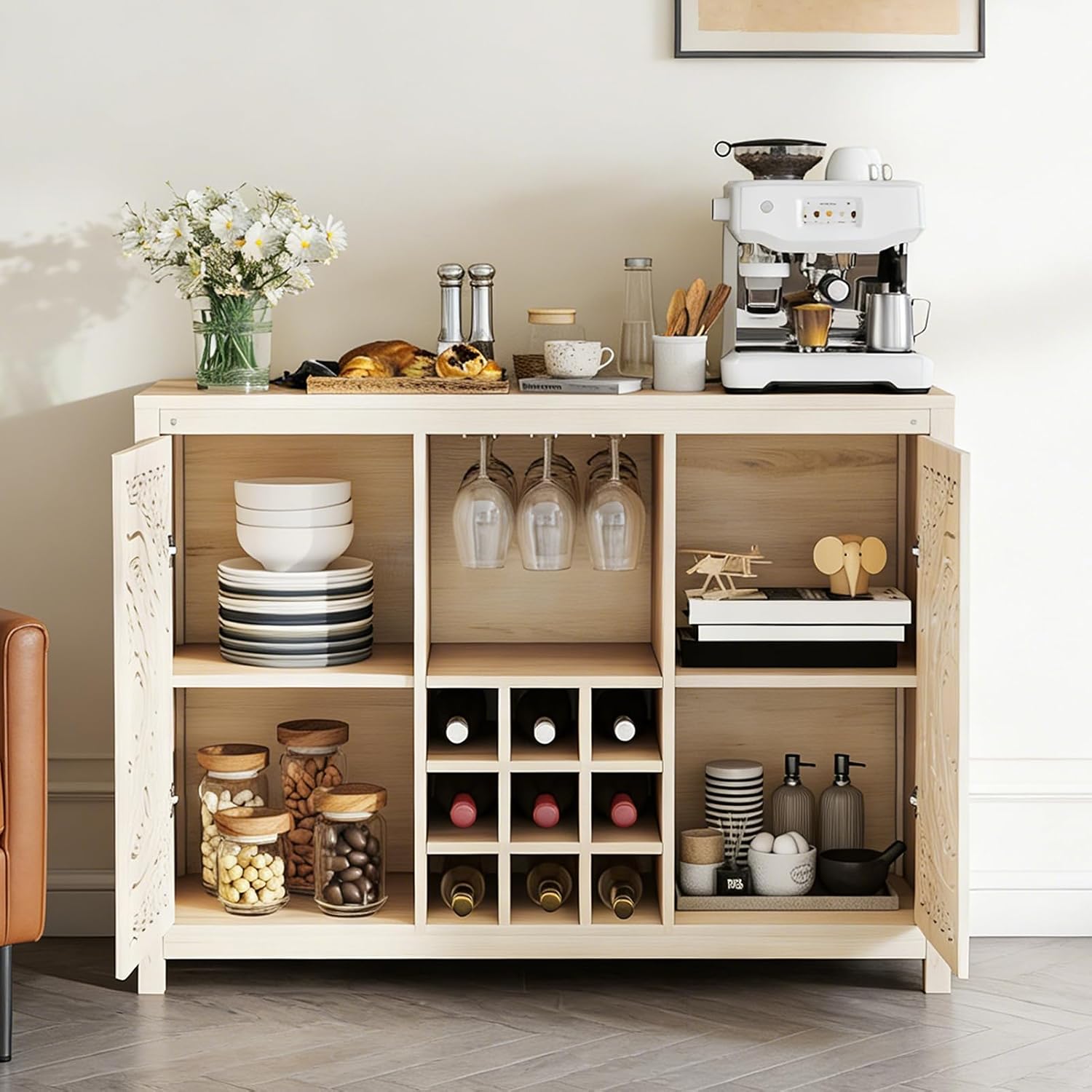 Home Bar And Cabinet - Drewniany szafka barowa z regulowanym stojakiem
